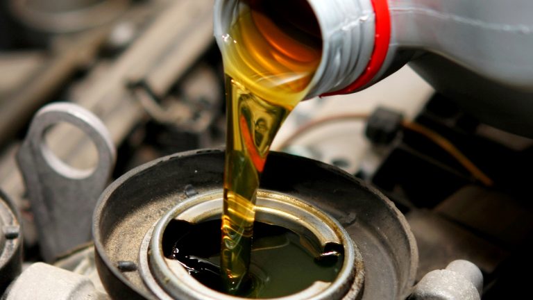 bopt-cml-industrial-automotive-engine-oil-lubrication-piston